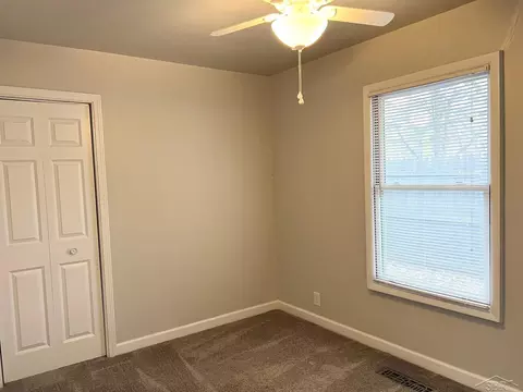 Bedroom - 1613 E Sugnet, Midland, MI 48642 photo 2 of 3
