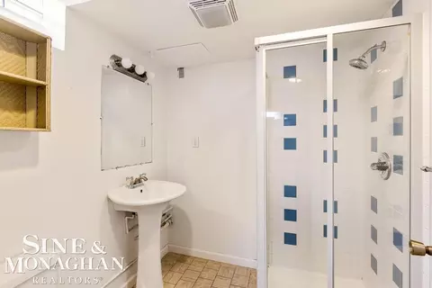 1789 Aline, Grosse Pointe, MI 48236 photo 21