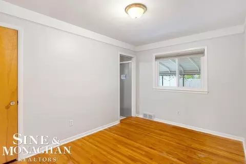 1789 Aline, Grosse Pointe, MI 48236 photo 11