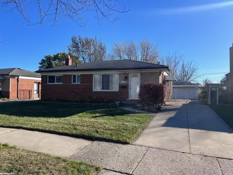 11846 Frazho, Warren, MI 48089