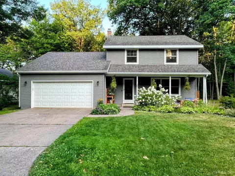 29 Elder, Marquette, MI 49855