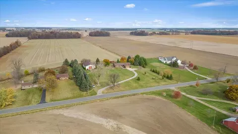 2691 E Juddville, Owosso, MI 48867 photo 9