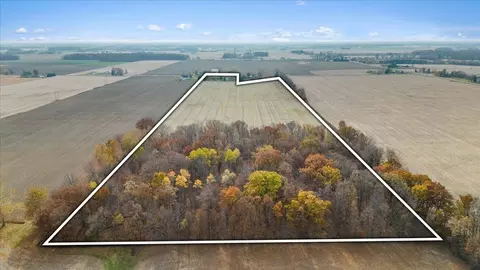 2691 E Juddville, Owosso, MI 48867 photo 4