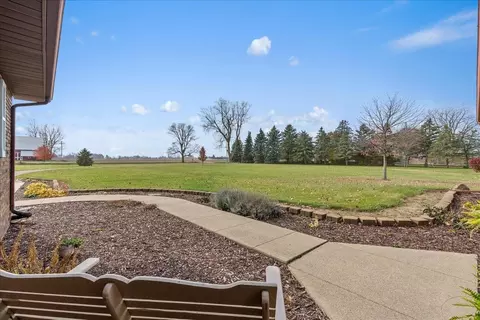 2691 E Juddville, Owosso, MI 48867 photo 7