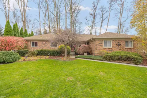 48921 Oak Arbor, Shelby Township, MI 48317