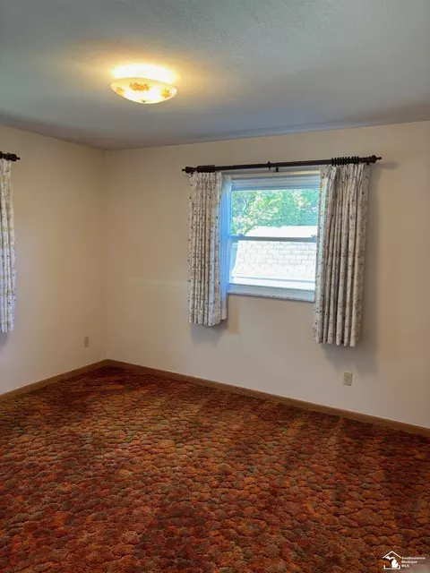 Bedroom - 1023 Toll, Monroe, MI 48162 photo 3 of 3