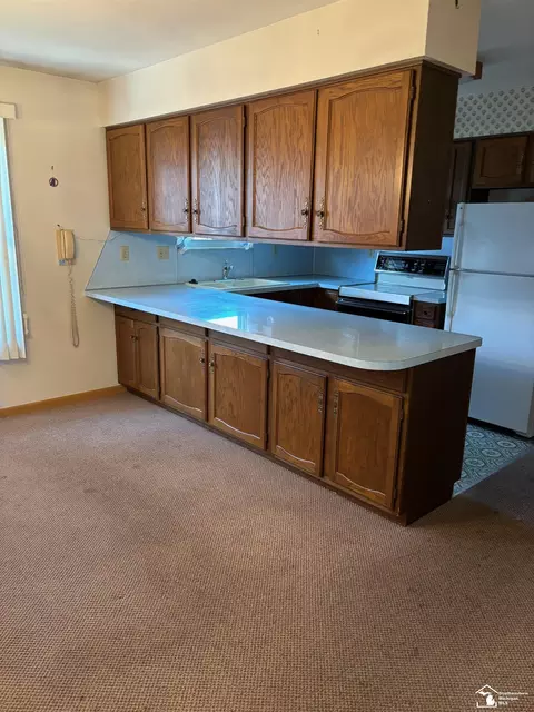 Kitchen - 1023 Toll, Monroe, MI 48162 photo 1 of 2