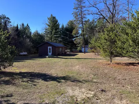 Exterior - 200 S Burns, Harrison, MI 48625 photo 17 of 22