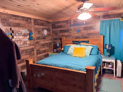 Bedroom - 200 S Burns, Harrison, MI 48625 photo 2 of 2