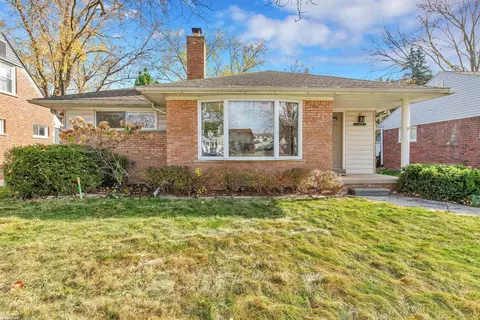 2610 Woodland, Royal Oak, MI 48073