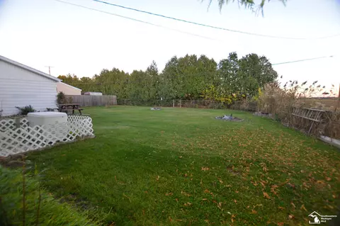 1820 Sheick, Monroe, MI 48162 photo 23