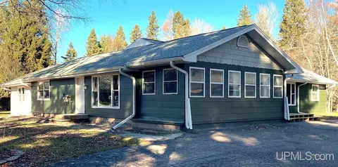 6287 S Us41, Marquette, MI 49855