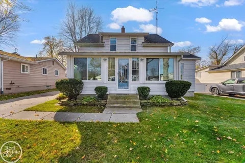 437 Louis, Cottrellville, MI 48039
