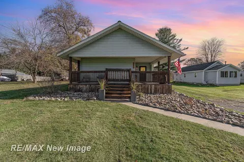 475 S S Riv, Saginaw, MI 48609