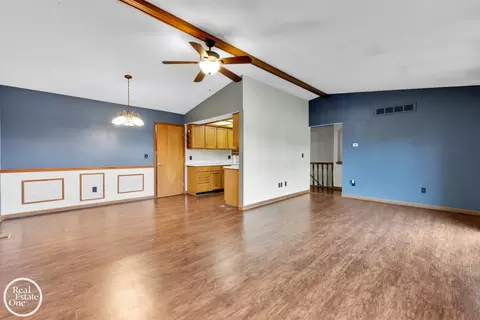 29660 Beech Nut, Warren, MI 48092 photo 5