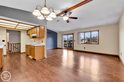 29660 Beech Nut, Warren, MI 48092 photo 4