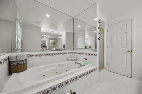 54965 Carnation, Macomb, MI 48042 photo 22