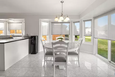54965 Carnation, Macomb, MI 48042 photo 11