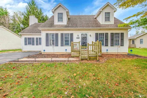 925 Whitman, Temperance, MI 48182