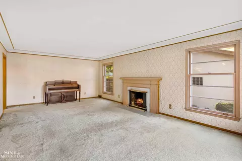573 Pemberton, Grosse Pointe, MI 48230 photo 5
