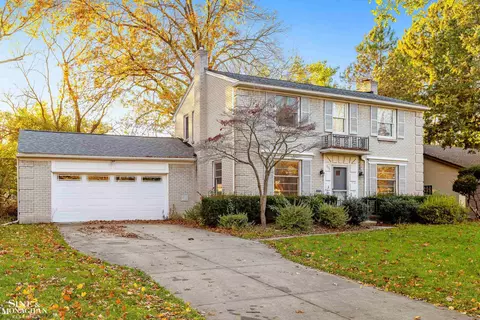 573 Pemberton, Grosse Pointe, MI 48230