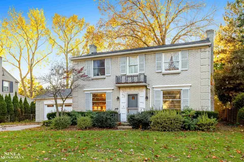 573 Pemberton, Grosse Pointe, MI 48230 photo 3