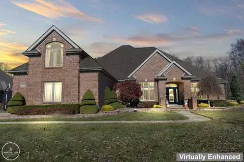 61279 Burningwood, Washington, MI 48094