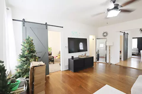 Living - 401 Elm, Flushing, MI 48433 photo 1 of 1