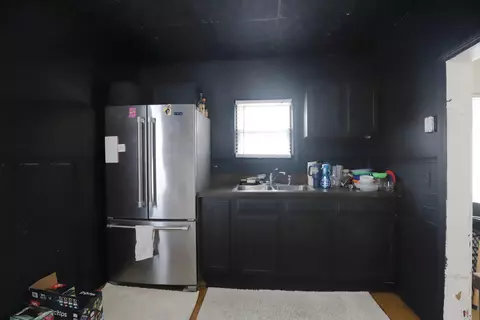 Kitchen - 401 Elm, Flushing, MI 48433 photo 2 of 3