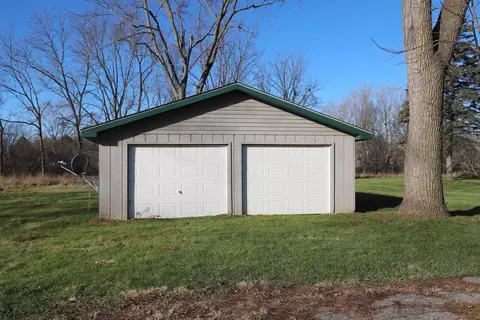 418 S Seymour, Flushing, MI 48433 photo 28
