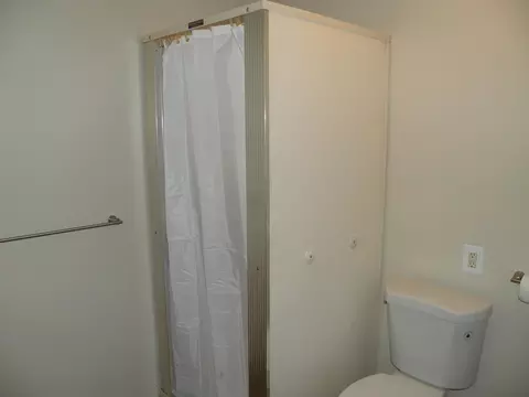 Bath - 620 Walnut, Owosso, MI 48867 photo 2 of 2
