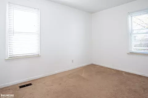 Bedroom - 23875 Willard, Warren, MI 48089 photo 5 of 6