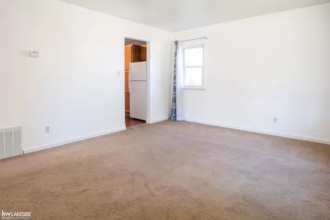 Living - 23875 Willard, Warren, MI 48089 photo 2 of 2