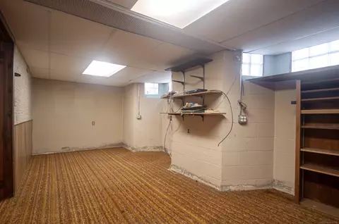 2039 Hampton, Grosse Pointe Woods, MI 48236 photo 22