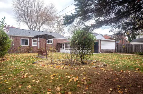 2039 Hampton, Grosse Pointe Woods, MI 48236 photo 29