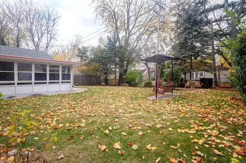 2039 Hampton, Grosse Pointe Woods, MI 48236 photo 28