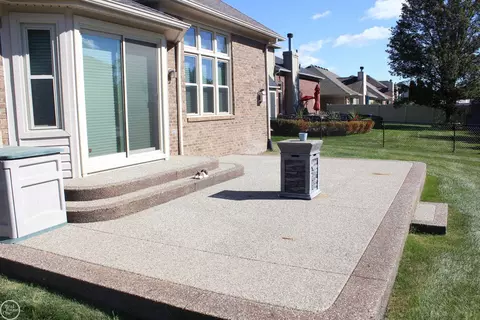 Exterior - 21432 Mackenzie, Macomb, MI 48044 photo 3 of 4