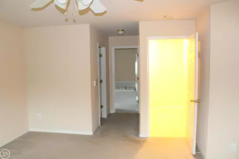 Bedroom - 21432 Mackenzie, Macomb, MI 48044 photo 5 of 5