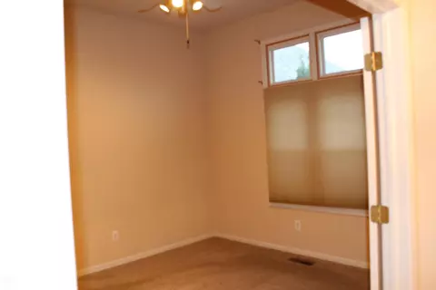 Bedroom - 21432 Mackenzie, Macomb, MI 48044 photo 3 of 5
