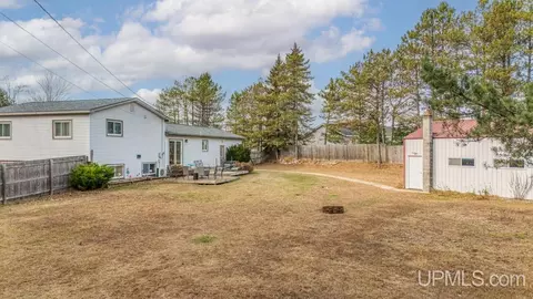 6394 Danforth M15, Escanaba, MI 49829 photo 25