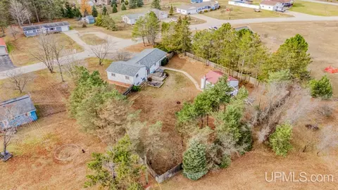 6394 Danforth M15, Escanaba, MI 49829 photo 36