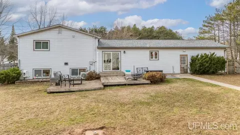6394 Danforth M15, Escanaba, MI 49829 photo 23