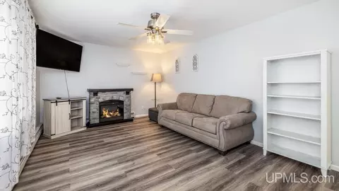 6394 Danforth M15, Escanaba, MI 49829 photo 6