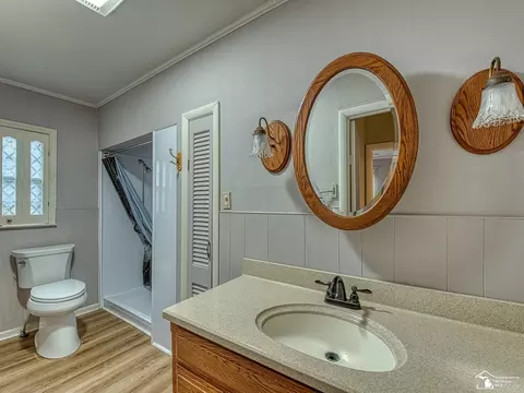 Bath - 1455 Kent, Carleton, MI 48117 photo 1 of 1
