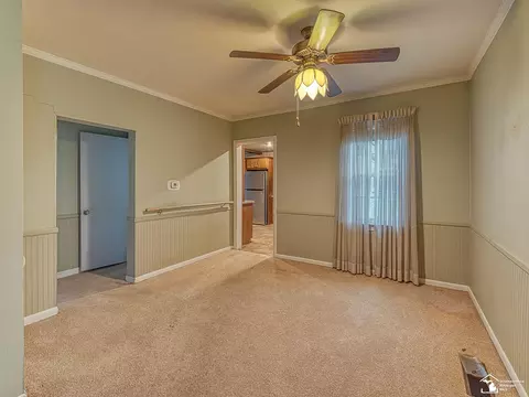 Living - 1455 Kent, Carleton, MI 48117 photo 4 of 5