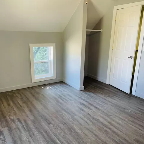 Bedroom - 206 S Howell, Owosso, MI 48867 photo 4 of 4