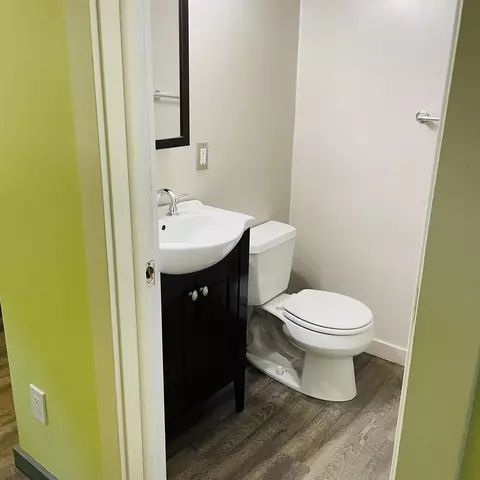 Bath - 206 S Howell, Owosso, MI 48867 photo 3 of 5