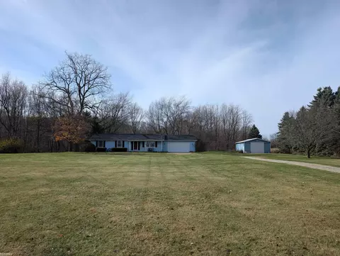 79235 Memphis Rdg, Richmond, MI 48062