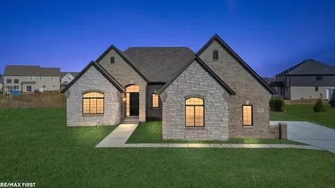 840 Marlayna #53, Oxford, MI 48371