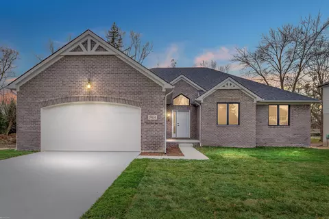 29110 Brooke Mdws #2, Chesterfield, MI 48047